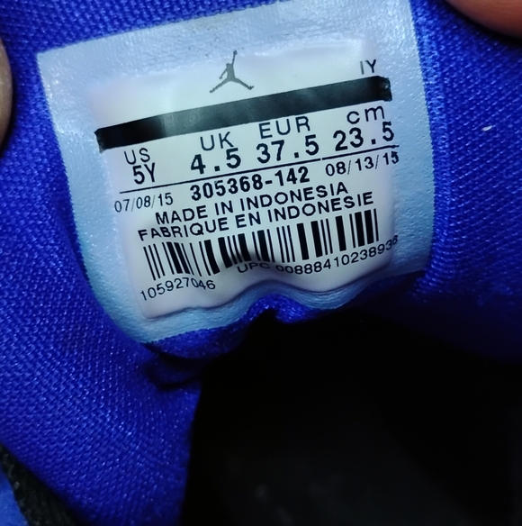 Nike Air Jordan 8 Retro ‘Three-Peat’ Youth Size 5Y  305368-142 - Picture 11 of 12